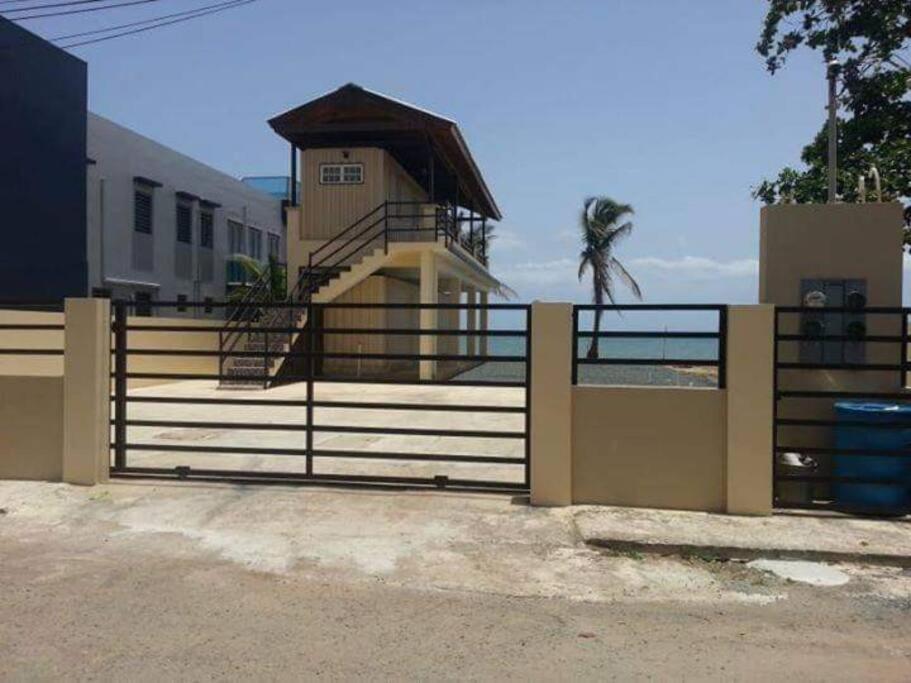 Yaeliz Front Beach Aguada Exterior photo